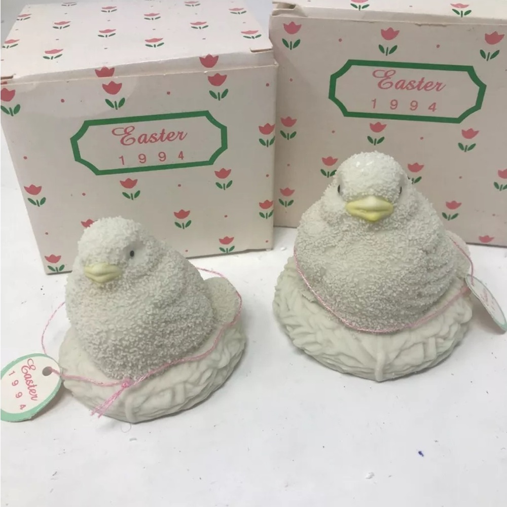 D56 Department 56 Easter Chick Bird On Nest Bisque Figures Set of 2 Rare 1994